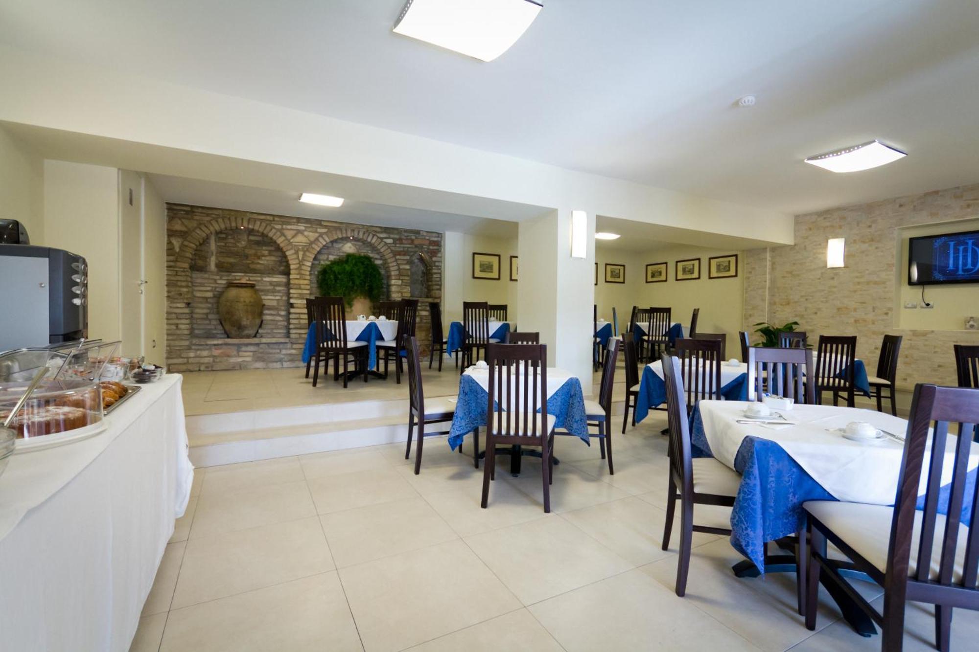 Hotel Donnini Assisi Kültér fotó